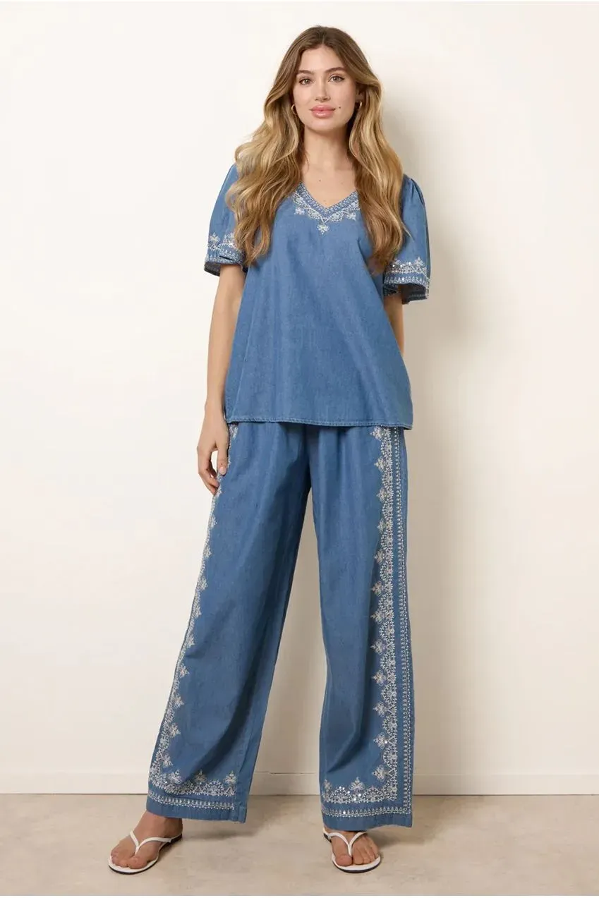 Blue Vanilla ricamo floreale pantaloni palazzo blu denim