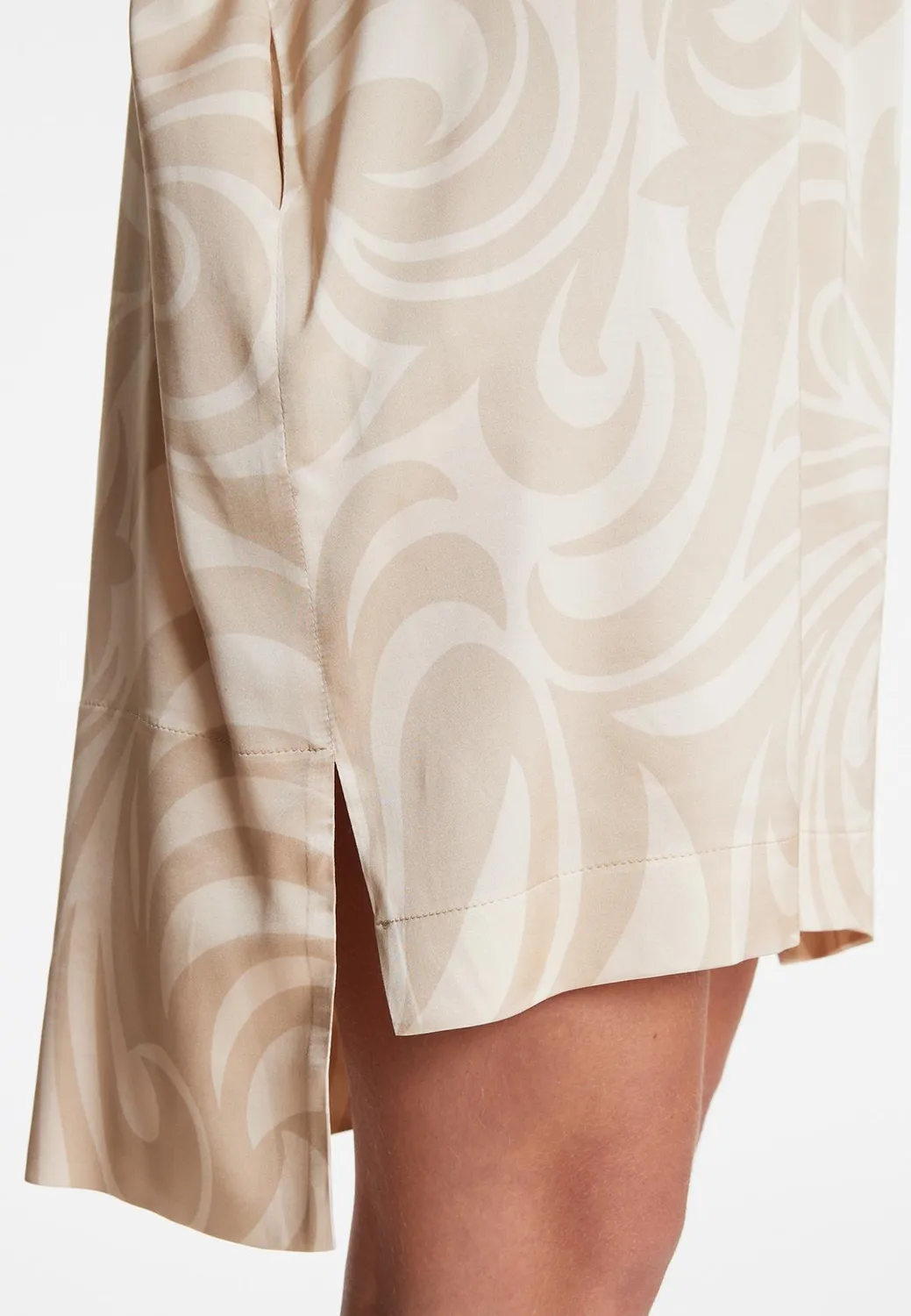 Ana Alcazar Wapea abito camicia oversize beige satinato