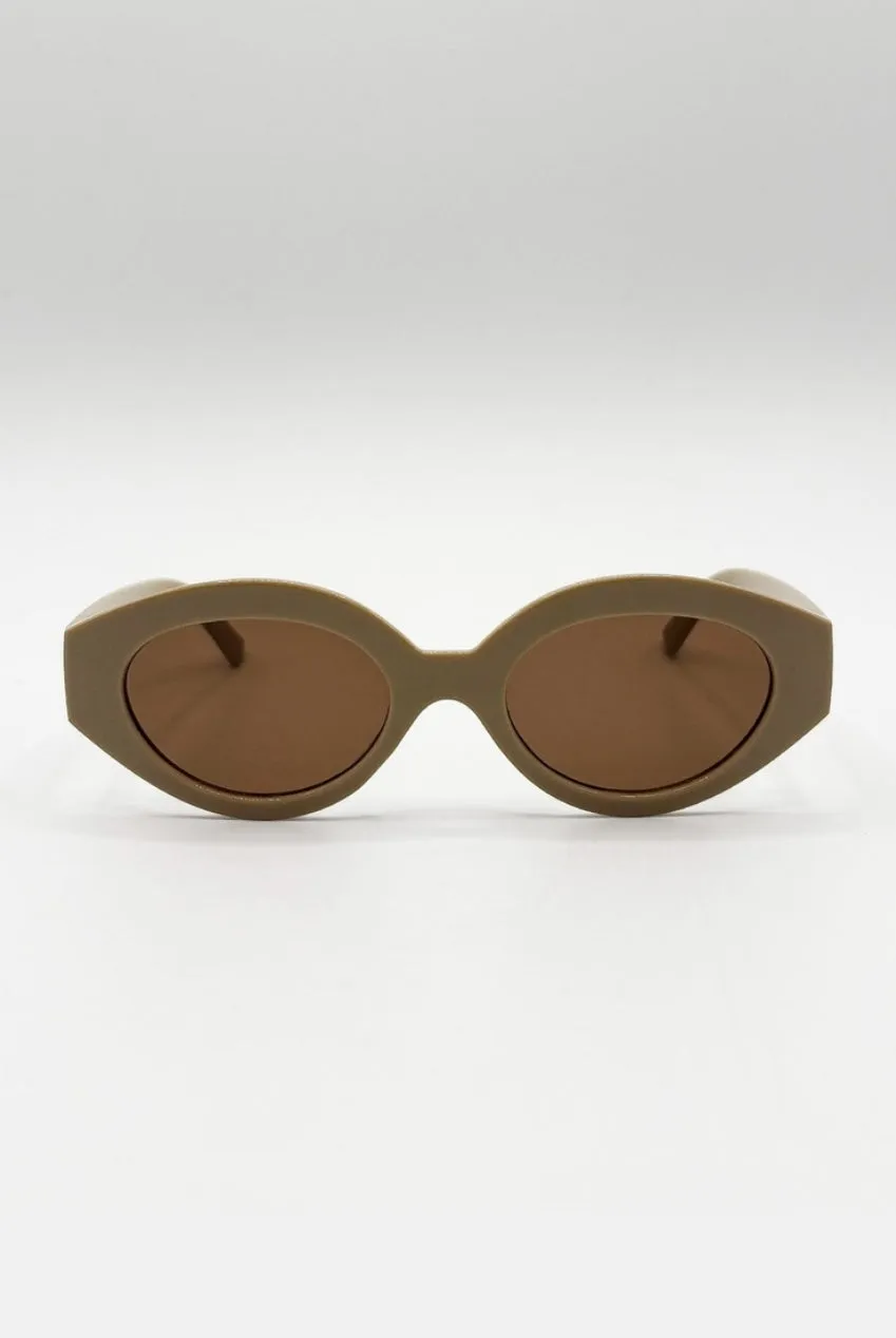 SVNX Retro Small Oval occhiali da sole beige lenti marroni