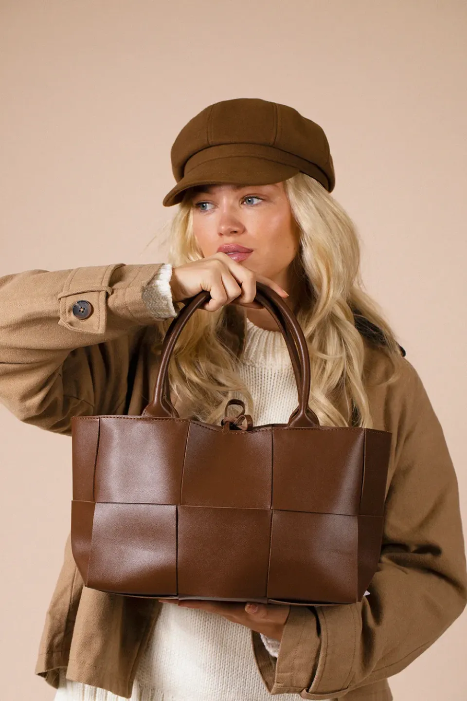 SVNX Wide Woven Tote borsa marrone intrecciata