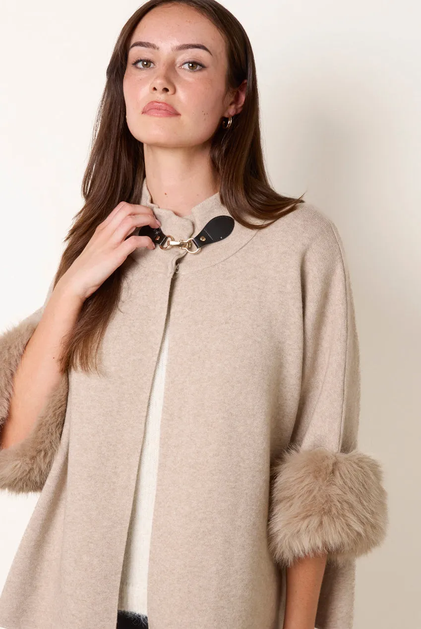 Blue Vanilla Faux Fur poncho beige collo alto