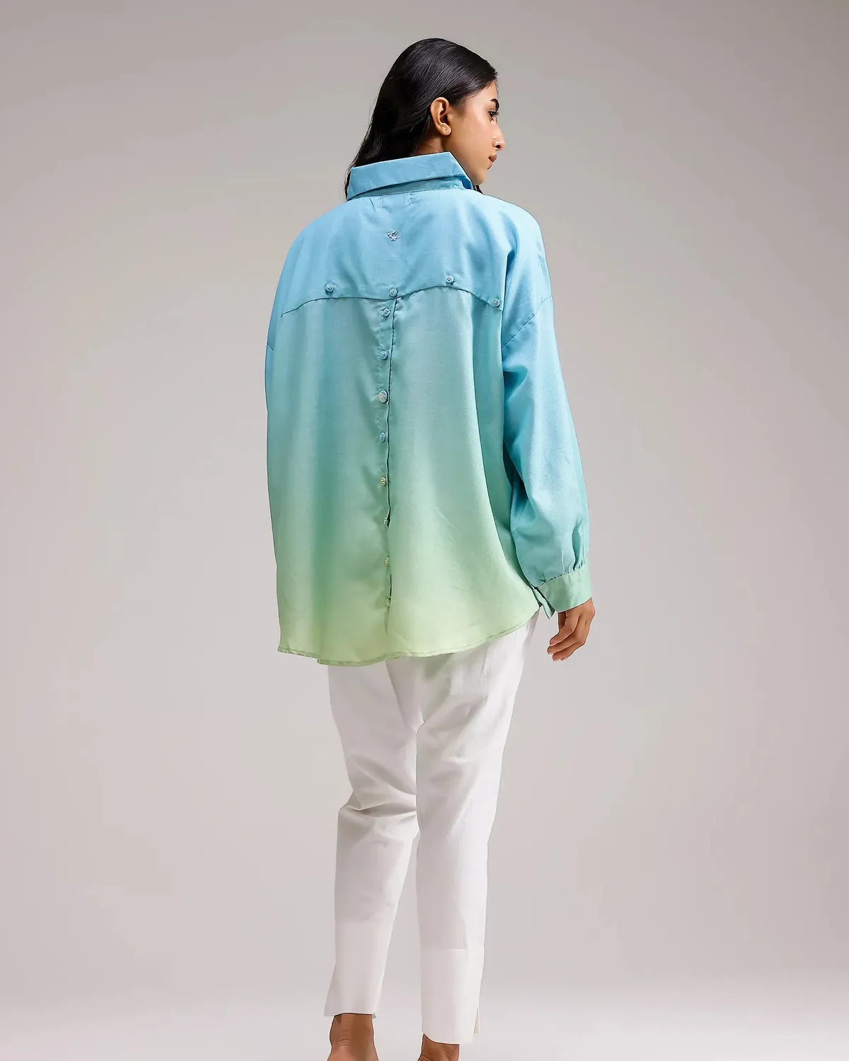 Our Dve Saanjh Sea Mist Shirt camicia menta sfumata