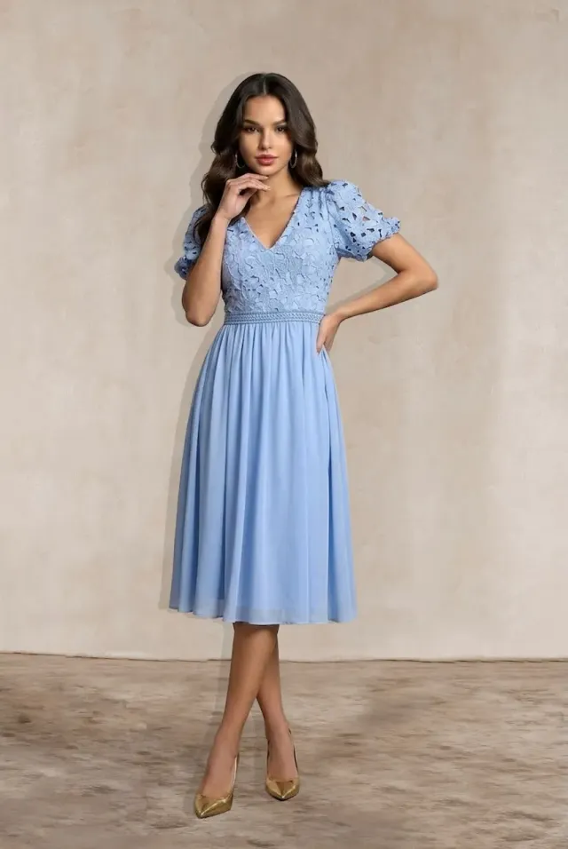 Chi Chi London Puff Sleeve abito pizzo midi blu polvere