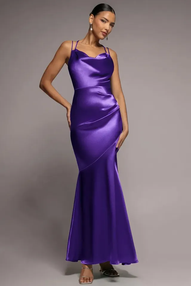 Goddiva Satin abito maxi raso viola scollo sciallato