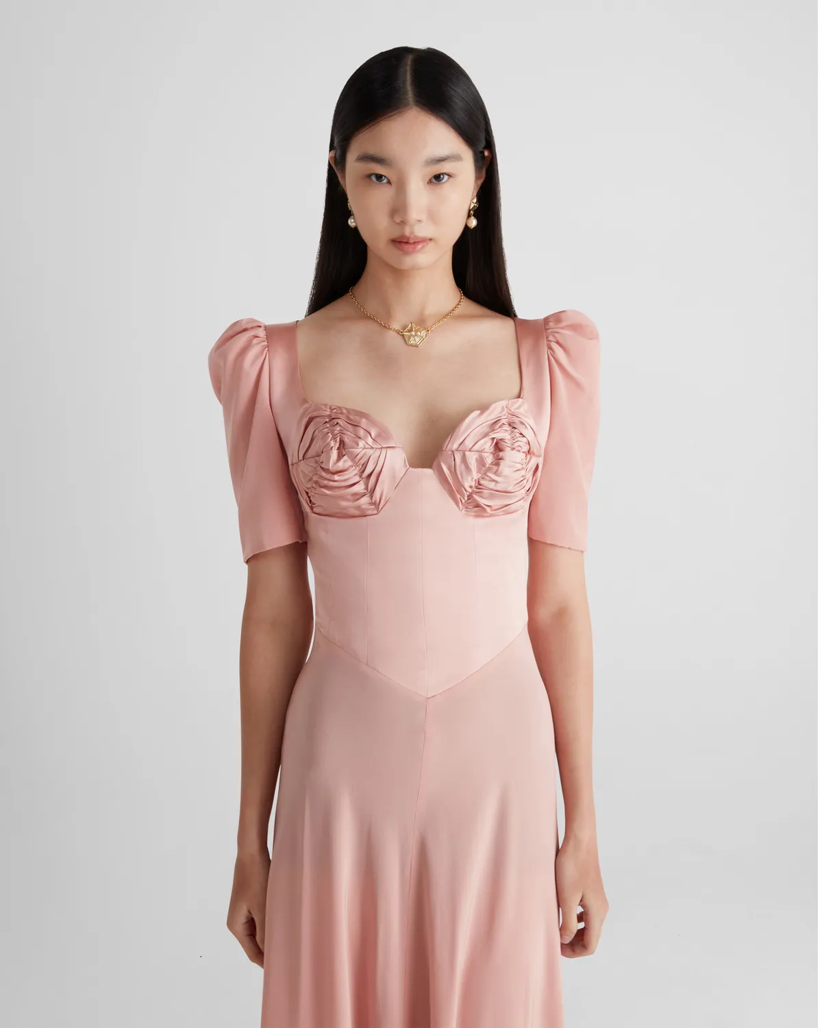 Violante Nessi Baccarat abito rosa raso seta