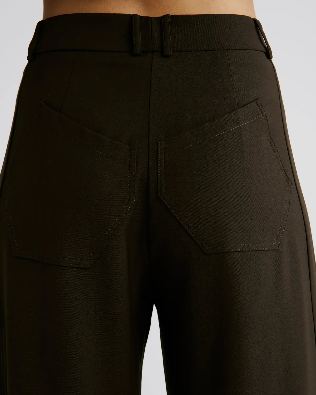 Violante Nessi Keckler pantaloni marroni in crepe di lana