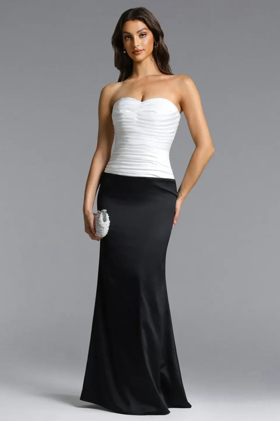 Bella Barnett Diona maxi abito bustier nero bianco satin