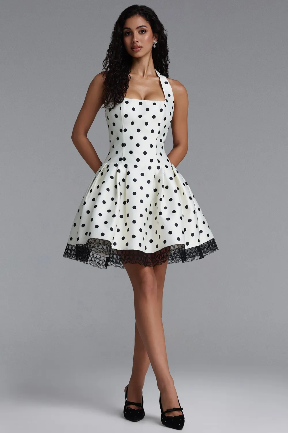 Bella Barnett Rizza abito mini nero pois pizzo