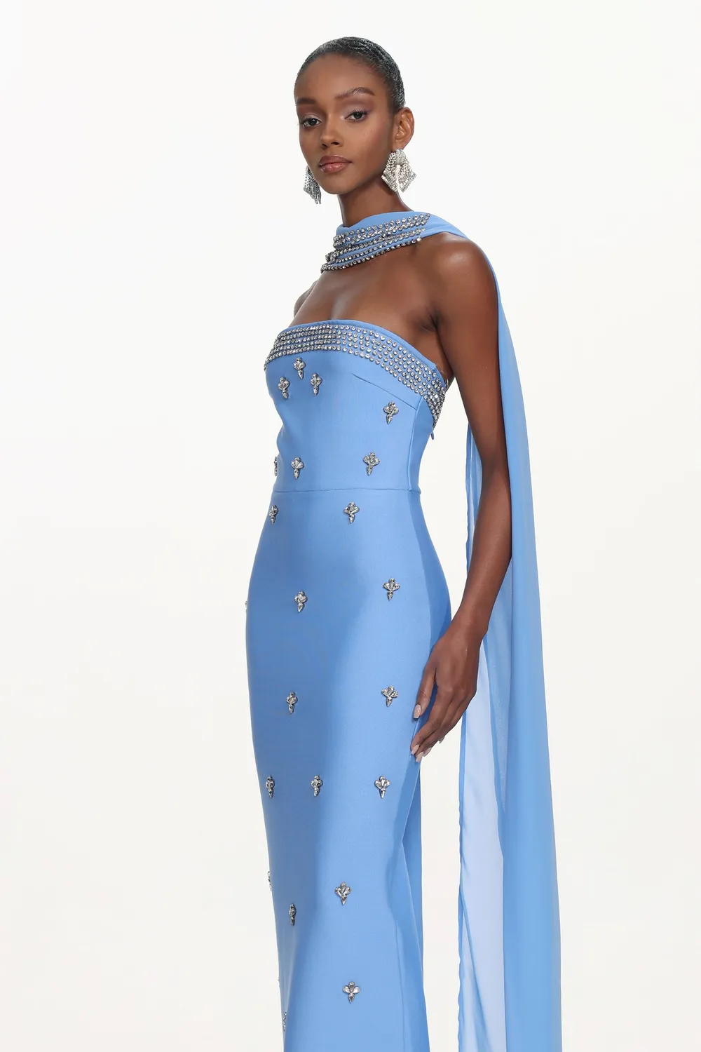 Bella Barnett Glamorous Contour Marina abito maxi blu strass