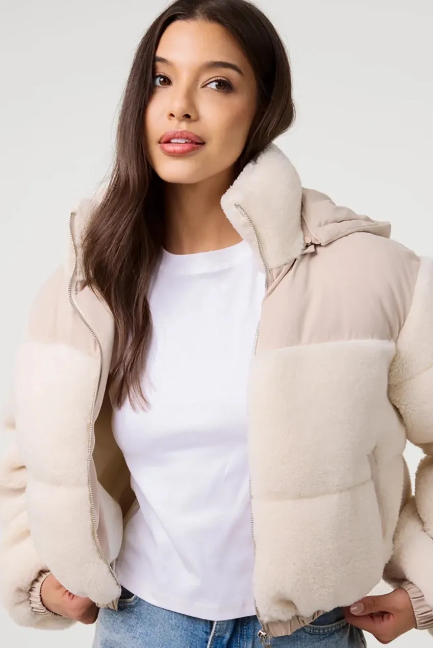 Pink Vanilla Teddy Coat cappotto teddy crema con cappuccio