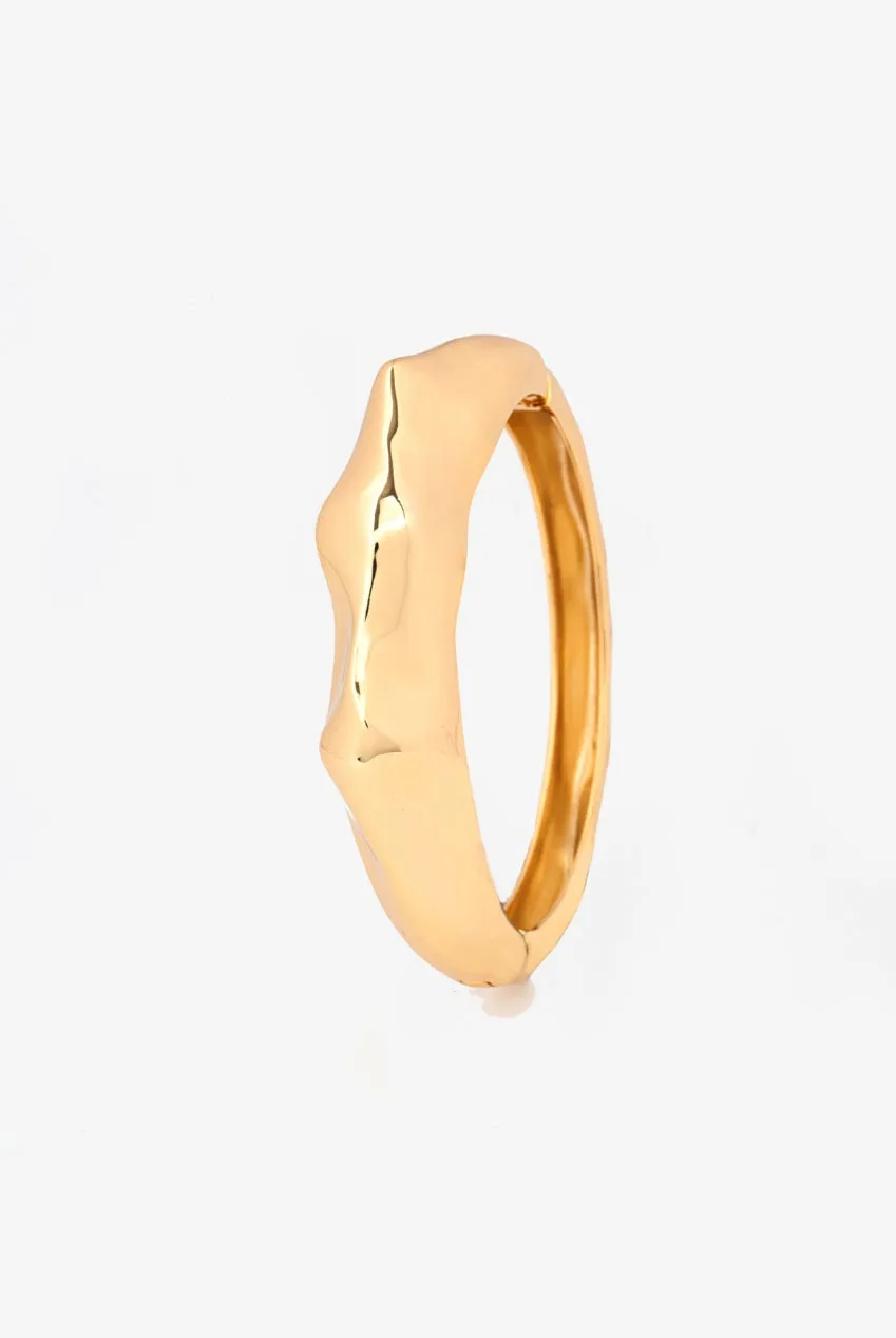 Uchi & Soto Nami bracciale oro martellato