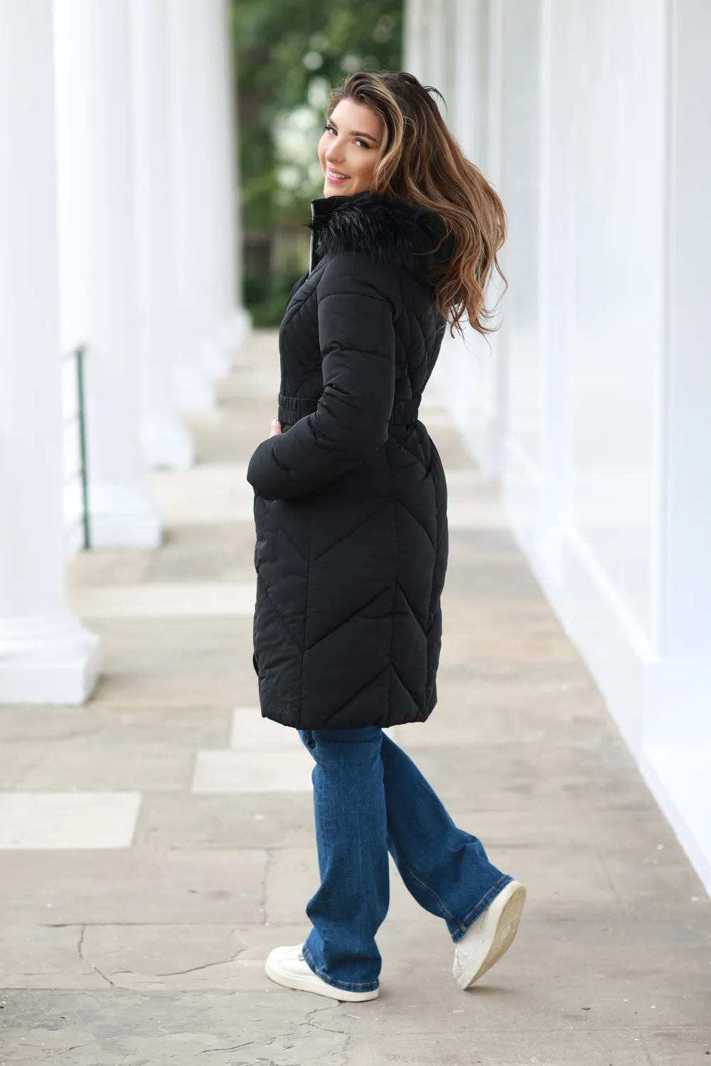 Double Second Belted Puffer Piumino Lungo Nero con Cappuccio cin