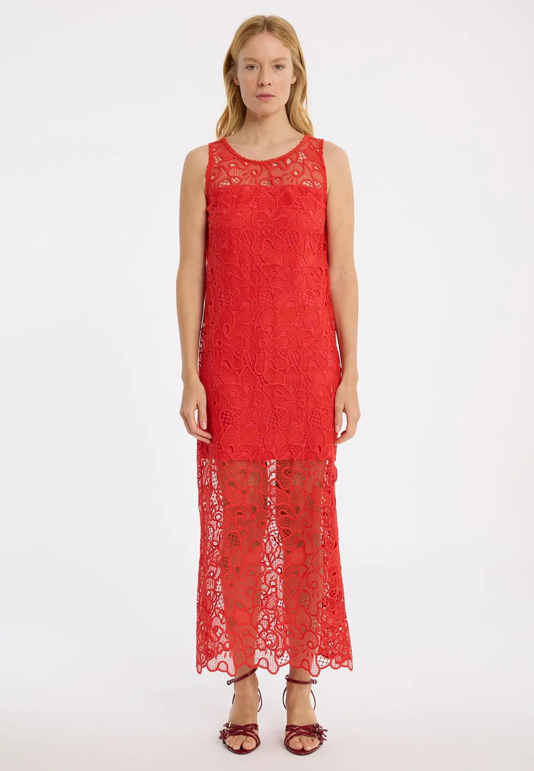 Ana Alcazar Zafosa abito maxi rosso pizzo floreale