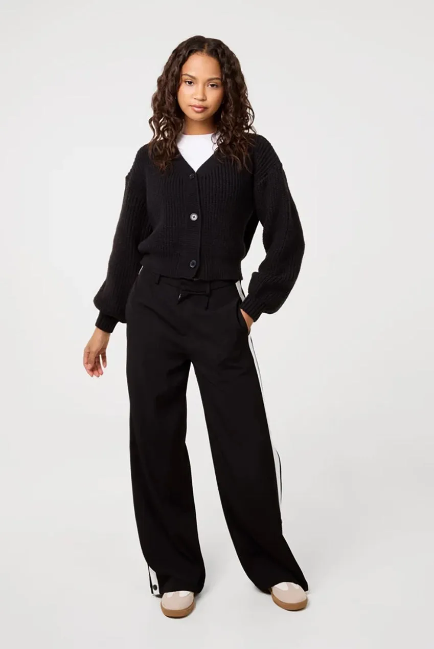 Pink Vanilla Cropped Button cardigan nero scollo a V