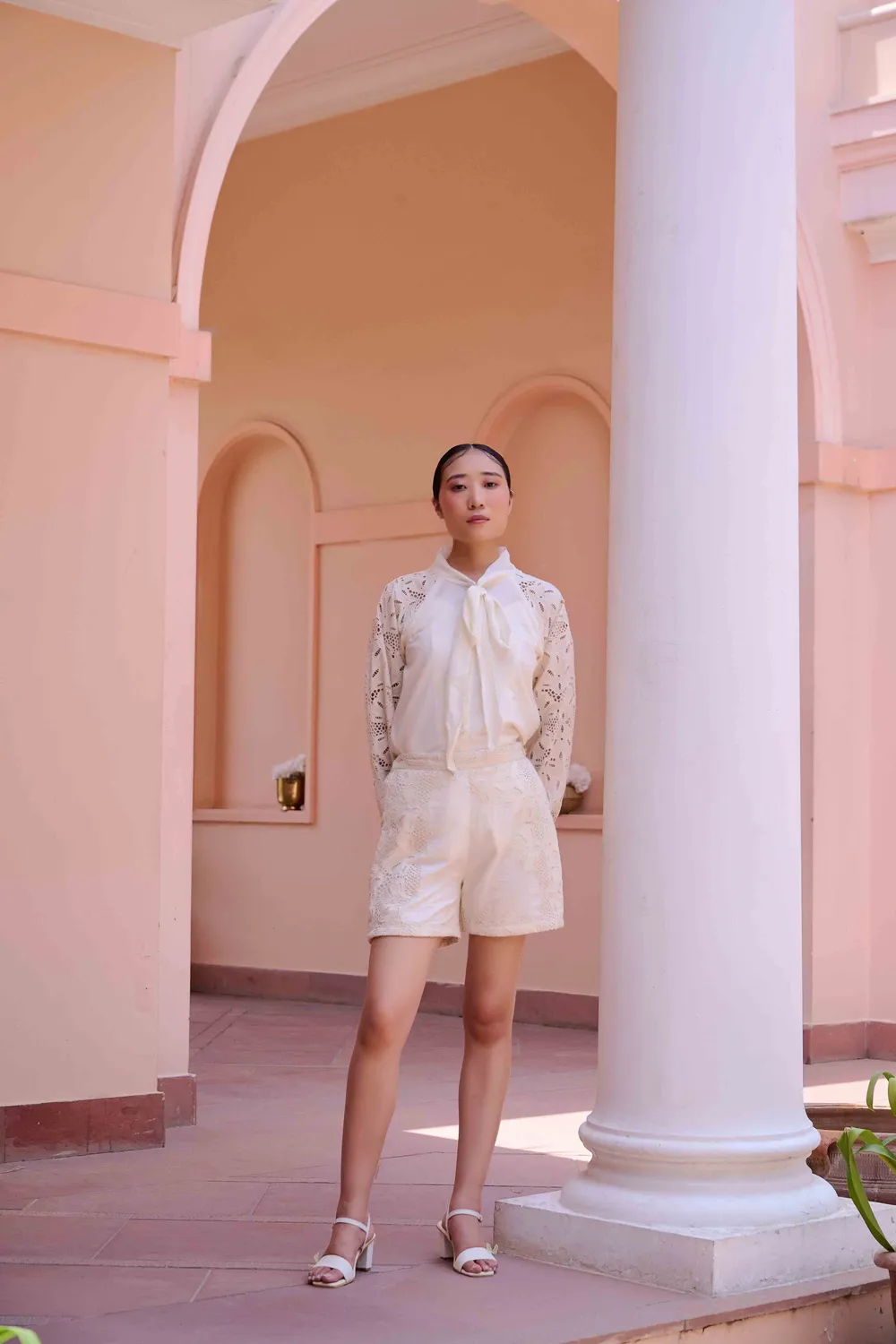 Our Dve Paul completo top shorts beige traforato