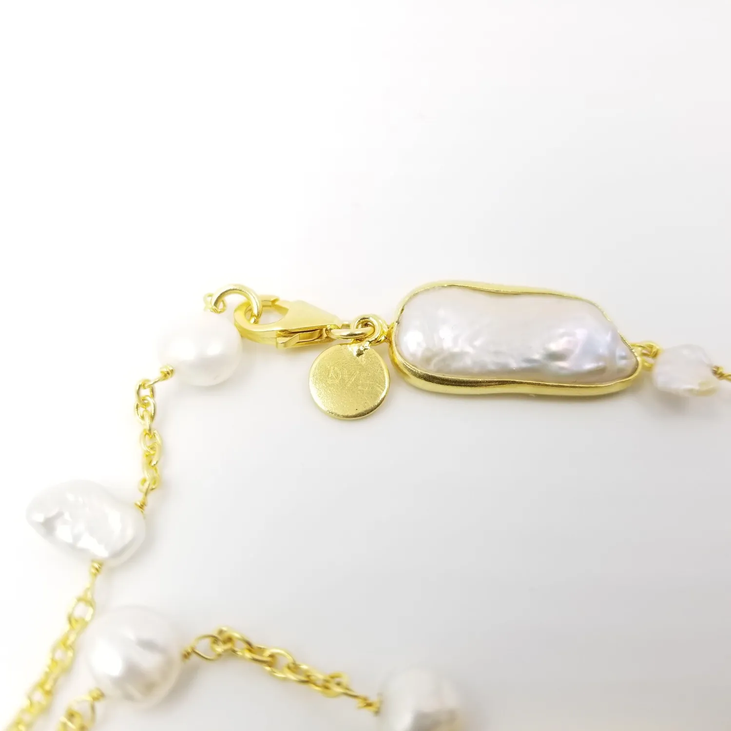 Our Dve Long Running Water Pearl collana perle oro