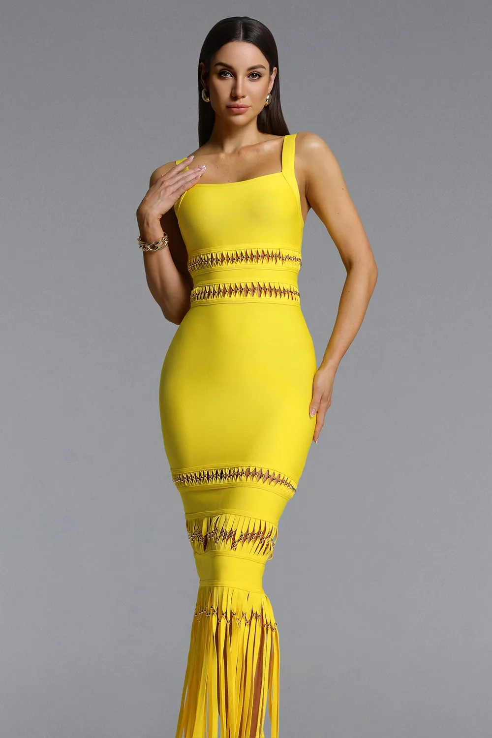 Bella Barnett Shanley Chic Contour Sleeveless Beaded Fringe Bandage Maxi abito giallo
