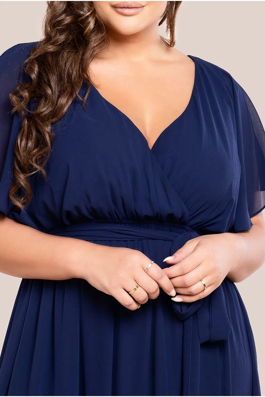 Goddiva Plus Flutter Sleeve Wrap maxi blu navy