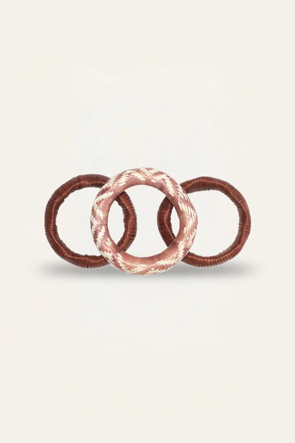 Johanna Ortiz Nomad Queen Bangles bracciali vino rosa intrecciati