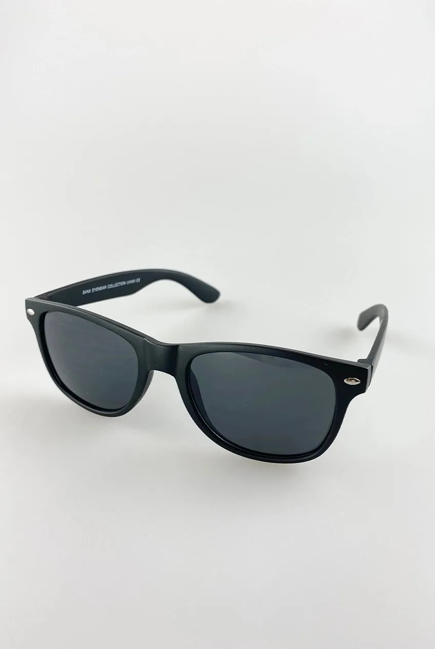 SVNX Classic Wayfarer occhiali da sole neri