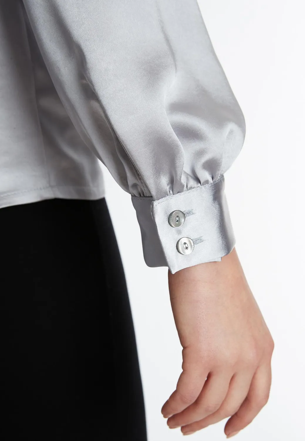 Ana Alcazar Sibora blusa satin grigio argento fiocco