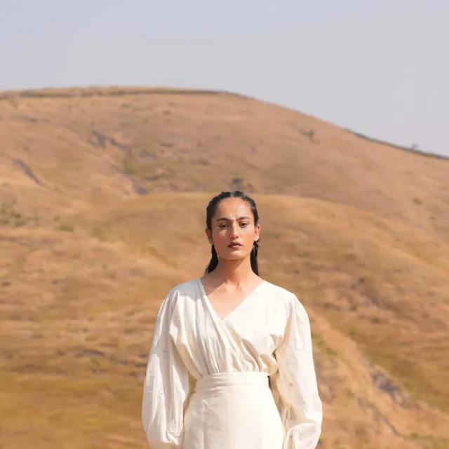 Our Dve Moon Lit top beige cotone