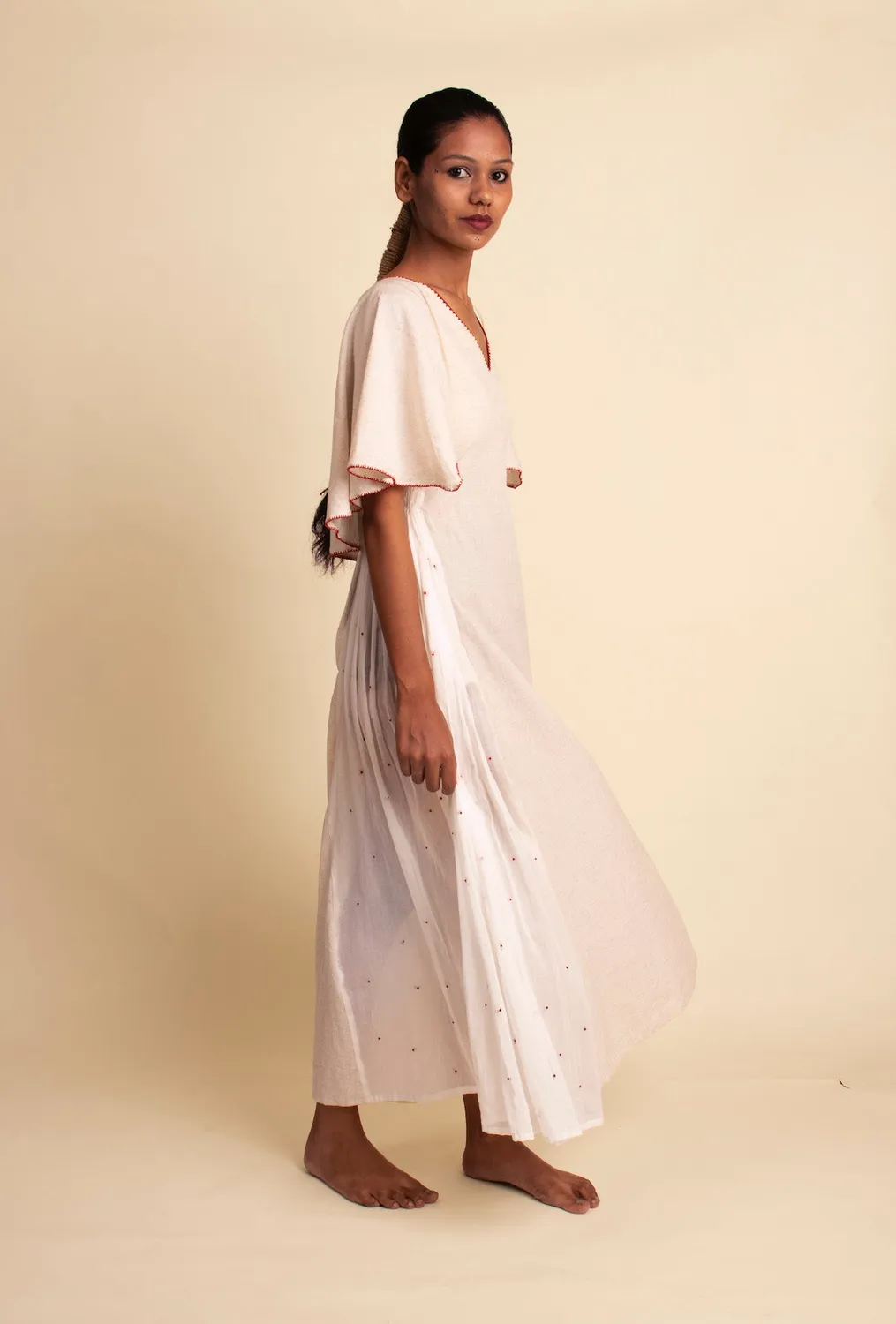 Our Dve Desai Dress abito beige cotone mantella