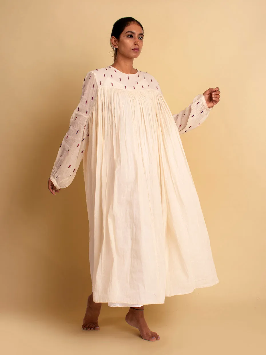 Our Dve Reba Dress abito beige cotone ricamato