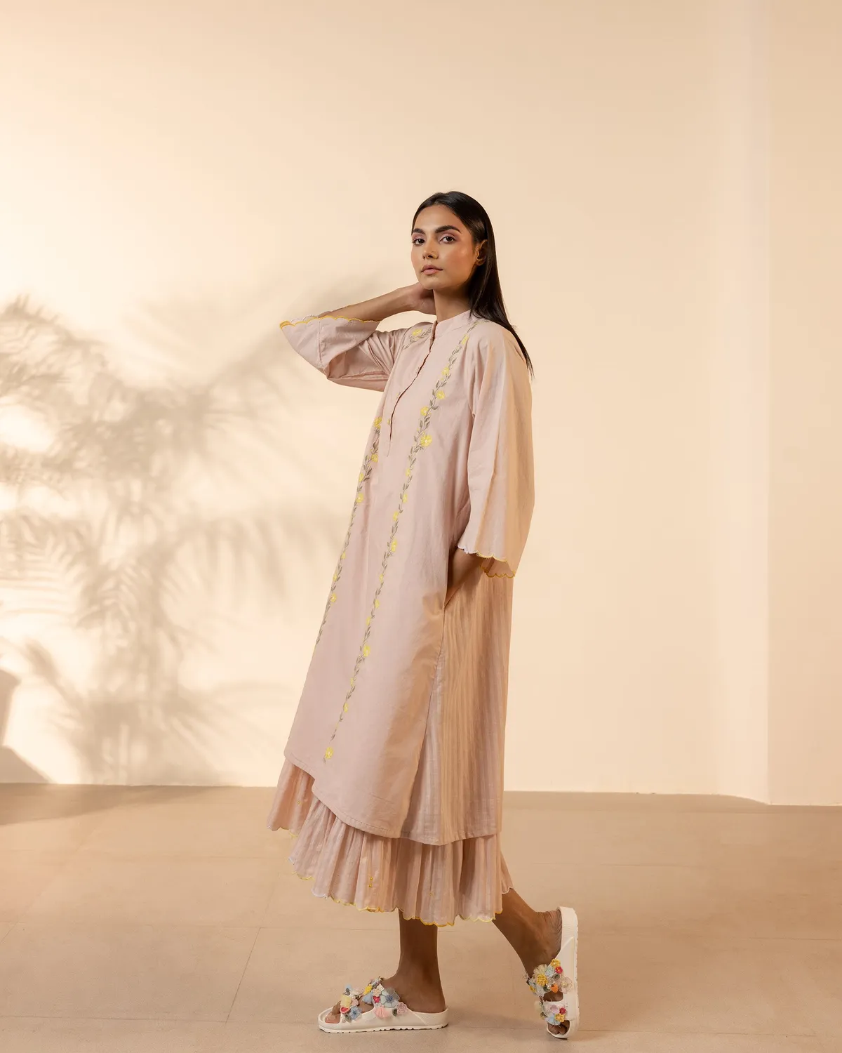Our Dve Tangerine Bloomberry kurta rosa fenicottero