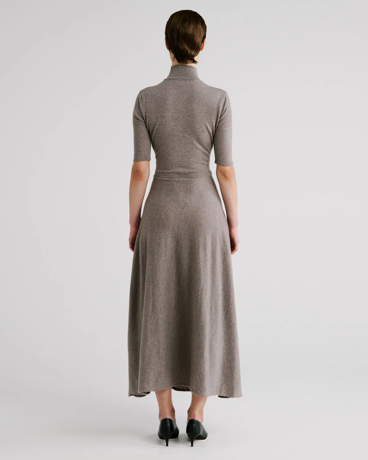Violante Nessi Takashi abito maglia taupe merino