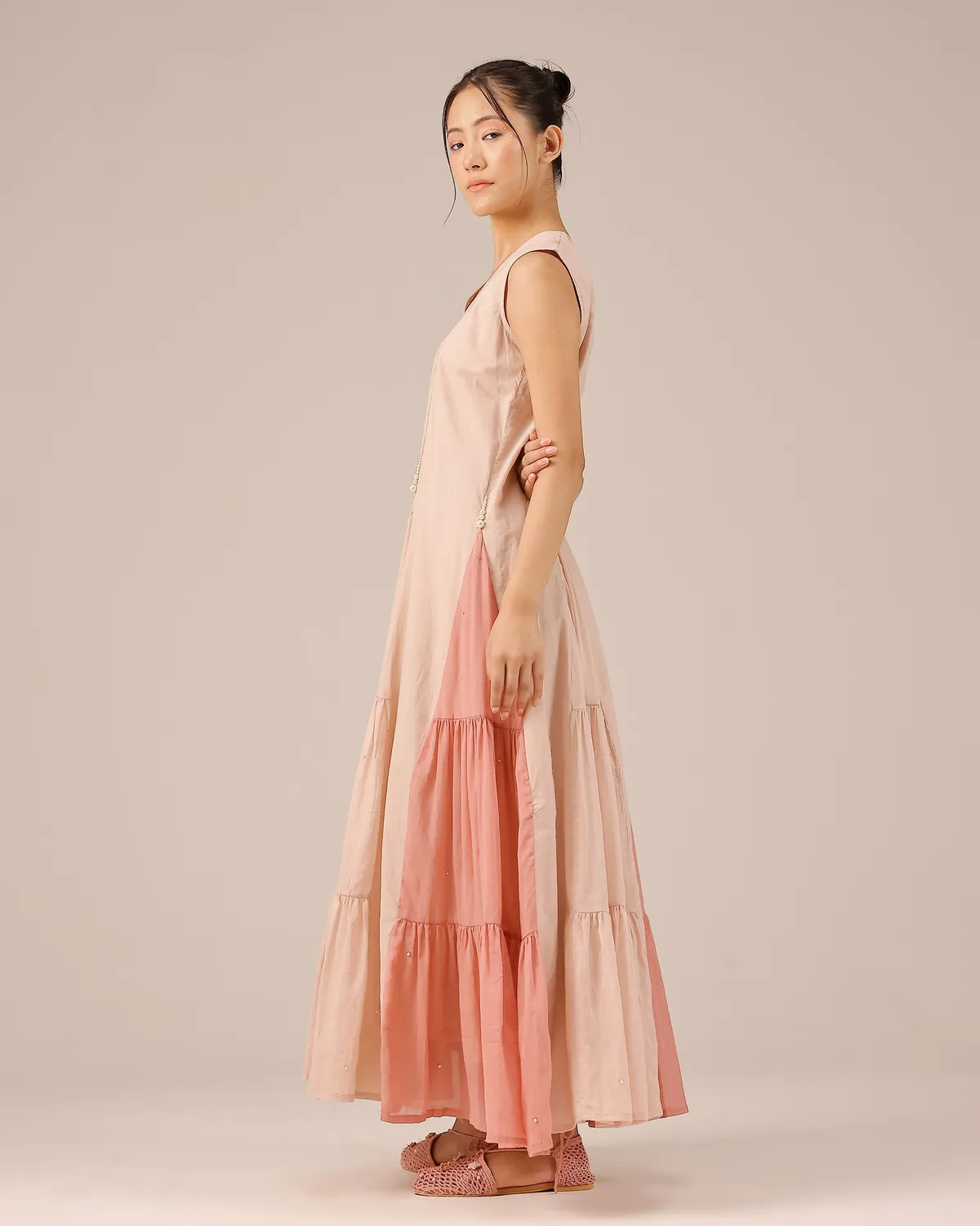 Our Dve Blush Pearl abito rosa perle cotone