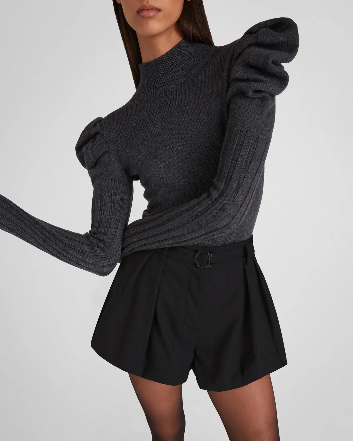 Violante Nessi Sherman shorts neri lana crepe