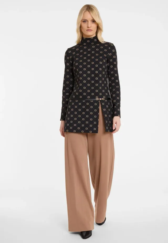 Ana Alcazar Arosa top lungo nero stampa oro collo alto