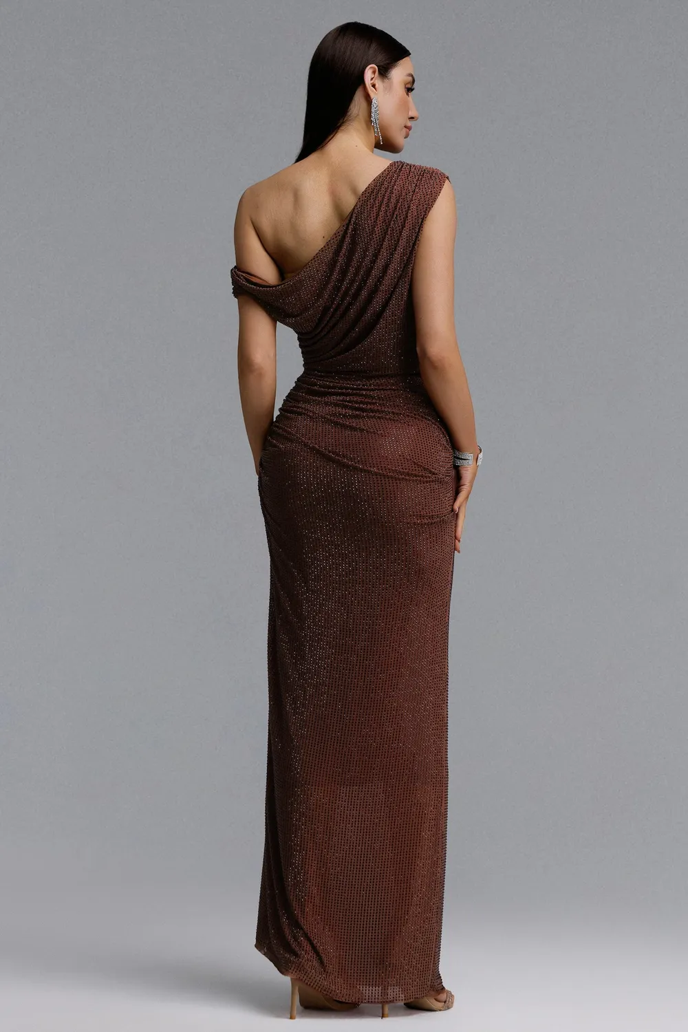 Bella Barnett Ottilie abito maxi marrone prugna