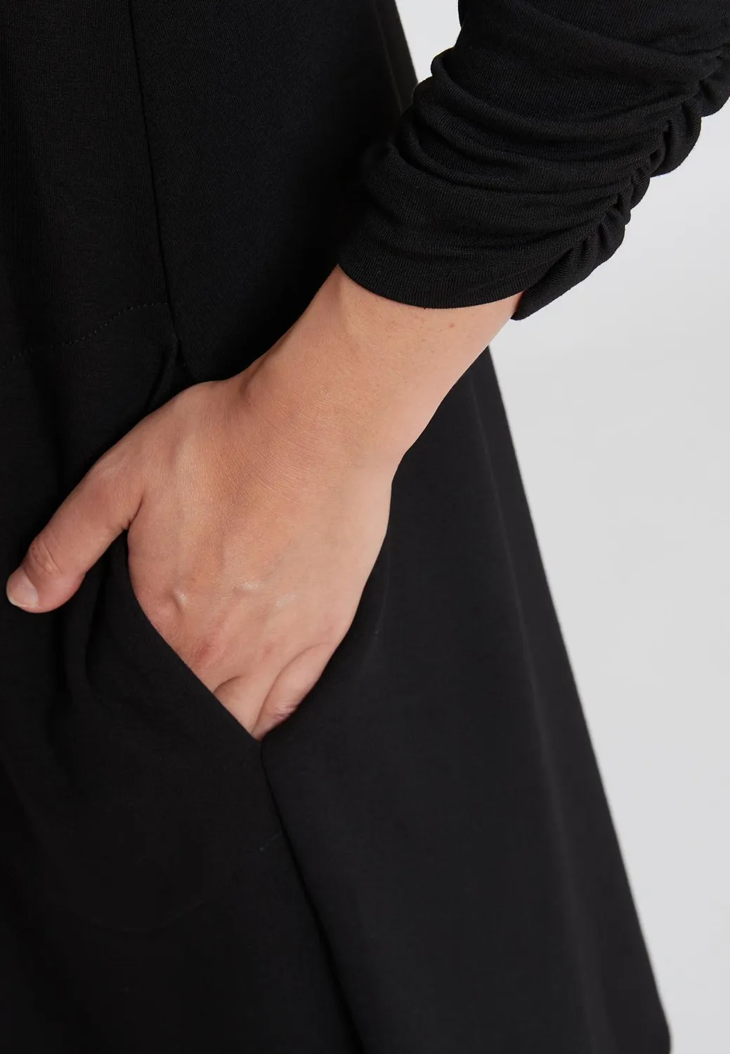 Ana Alcazar Sipa abito jersey nero scollo alto