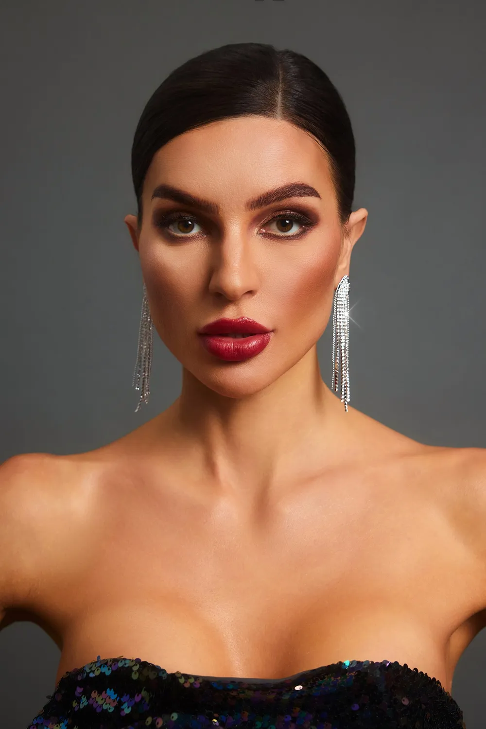 Bella Barnett Rosie Orecchini pendenti argento strass