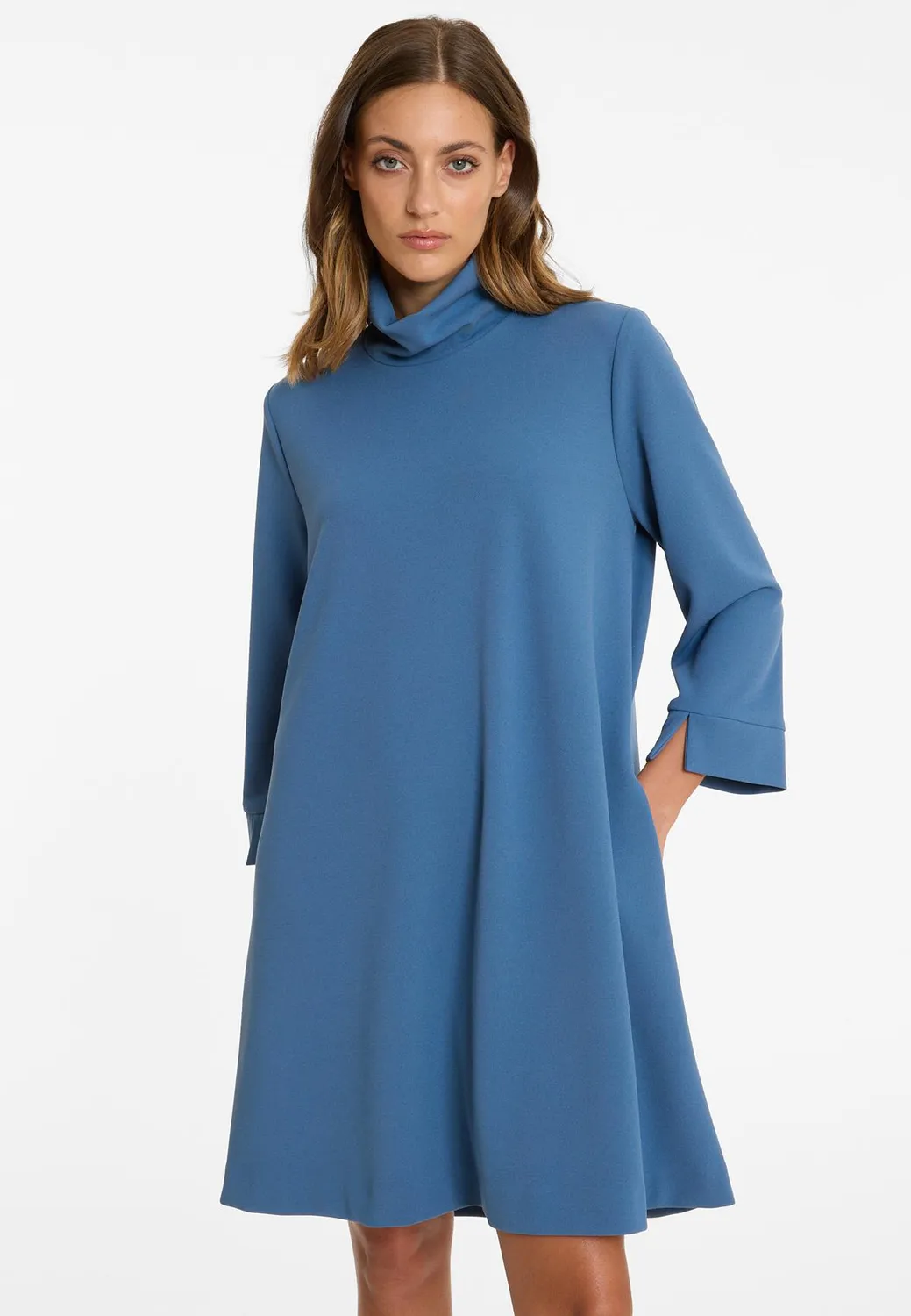 Ana Alcazar Adnea abito oversize blu collo alto tasche