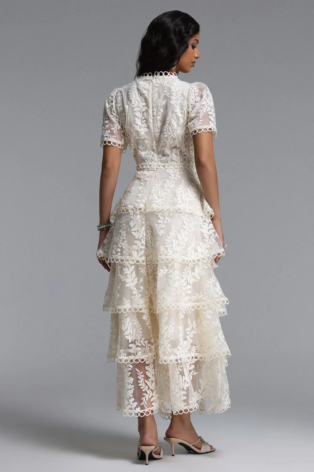 Bella Barnett Yedda Resort Abito Maxi Bianco Ricamato