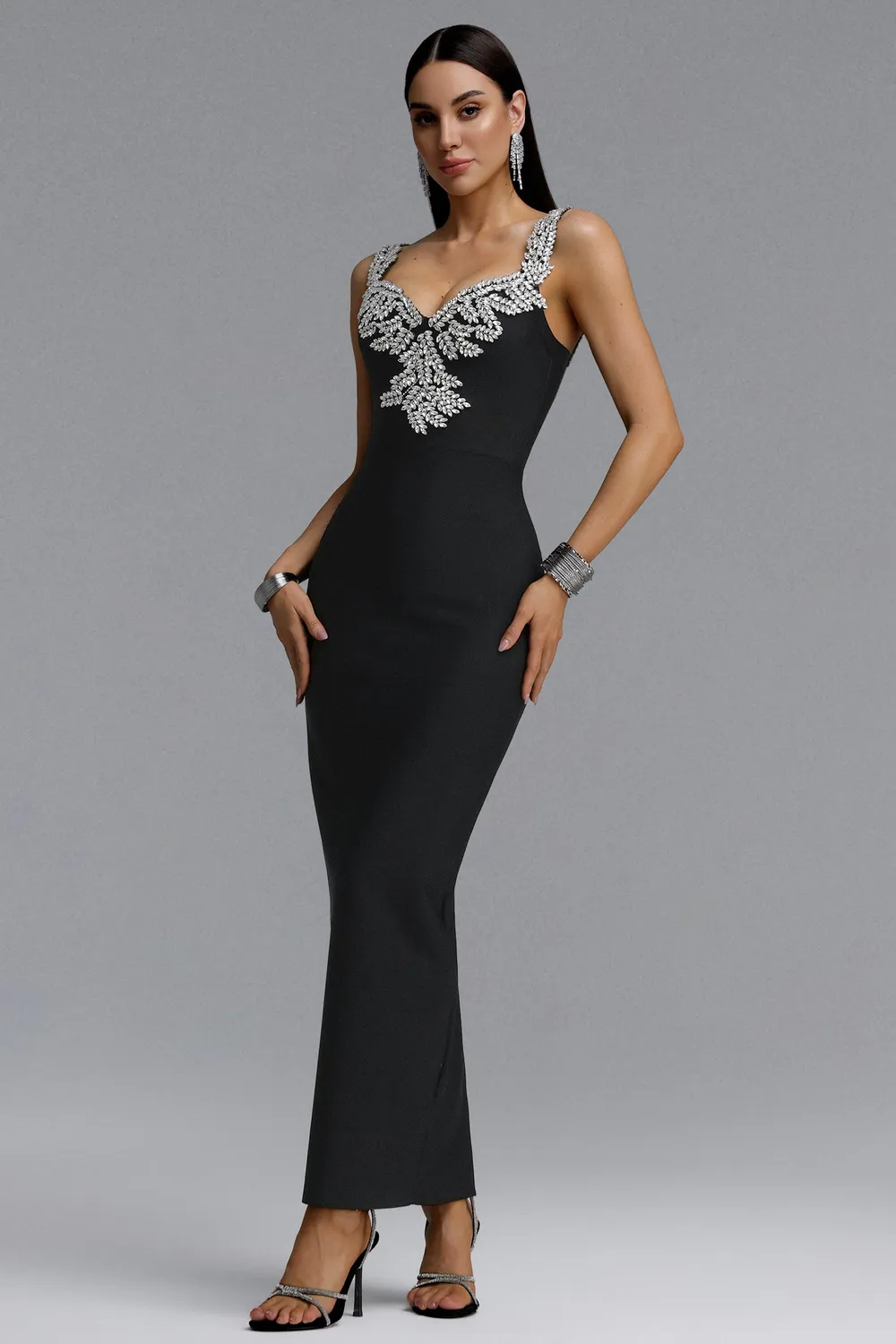 Bella Barnett Lila abito bandage midi nero strass scollo V
