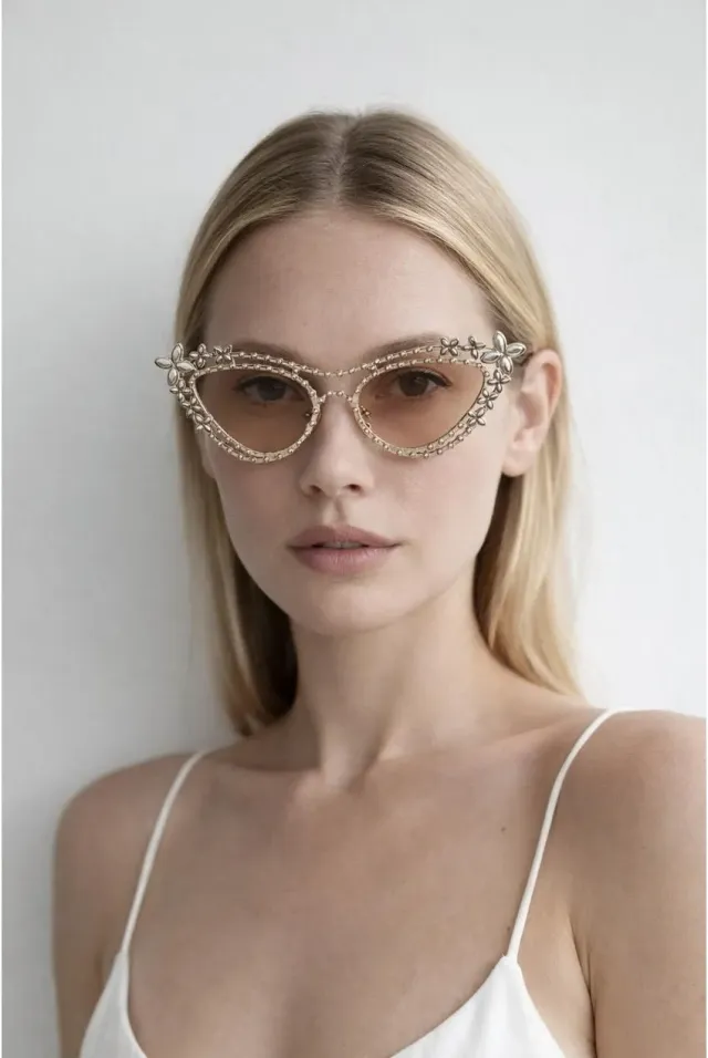 SVNX Diamante Cat Eye occhiali da sole champagne cat eye