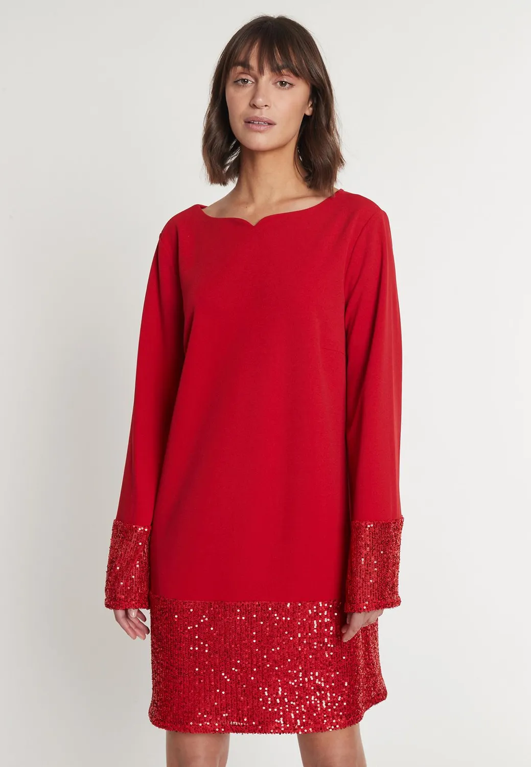 Ana Alcazar Magosa abito tunica rosso paillettes