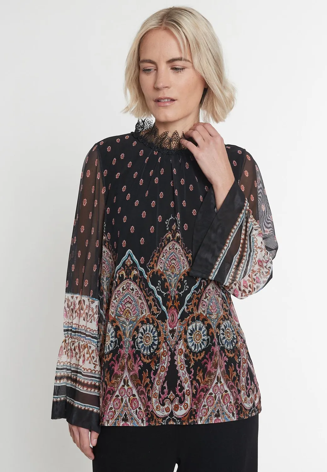 Ana Alcazar Misina top fantasia con colletto pizzo
