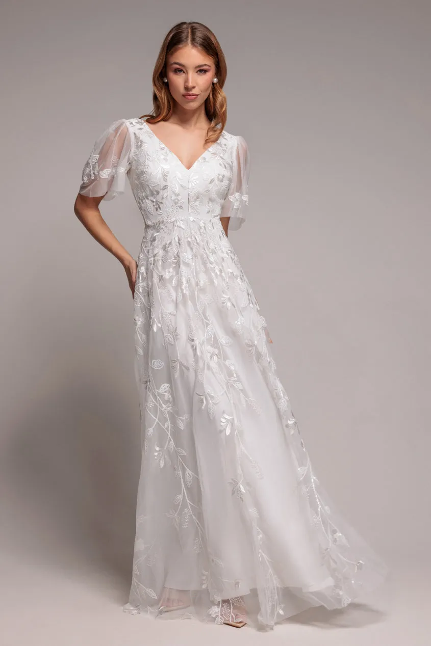 Goddiva Flared Sleeve Embroidered abito maxi bianco scollo a V