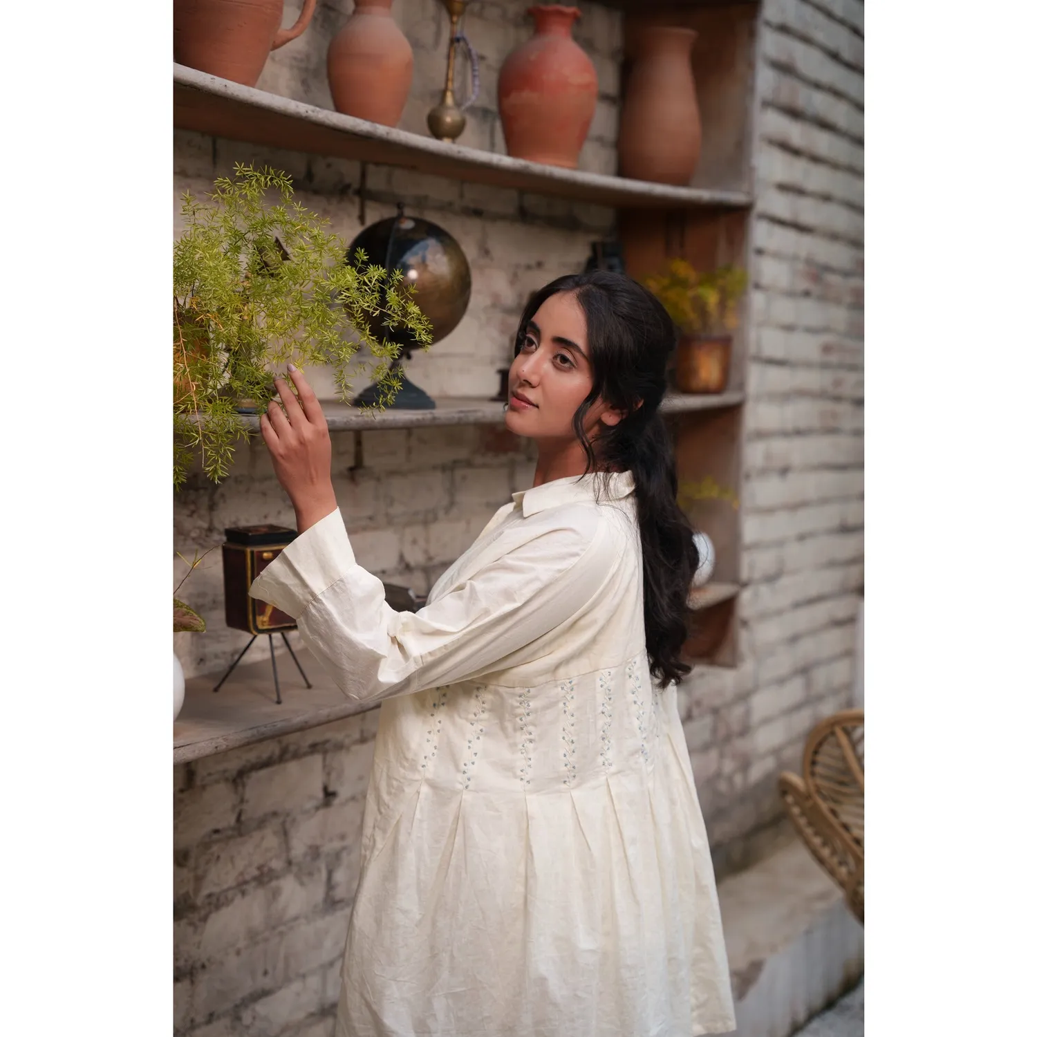 Our Dve Capsule 19 camicia beige cotone