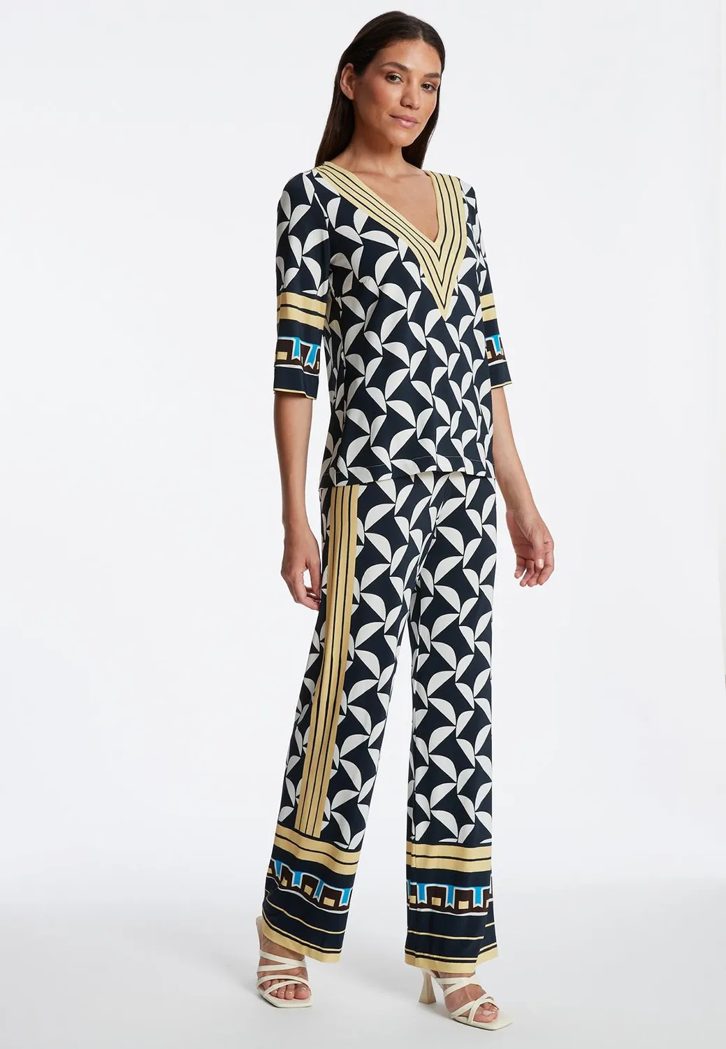 Ana Alcazar Zilby top fantasia scollo a V