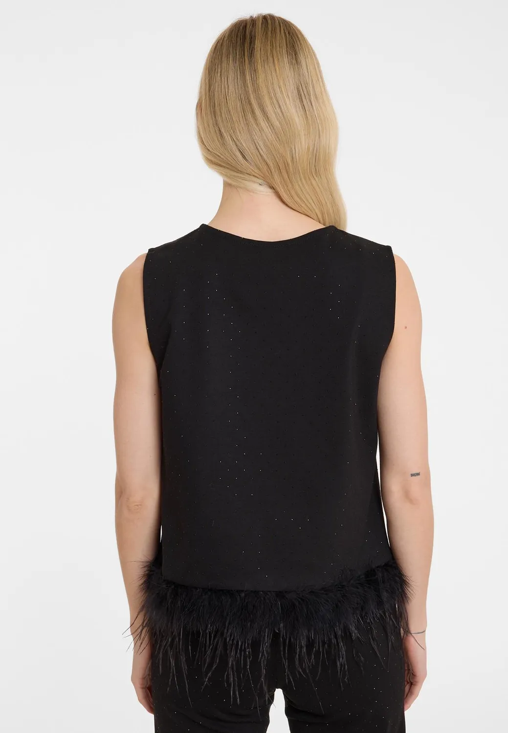 Ana Alcazar Abosea top nero glitter con piume