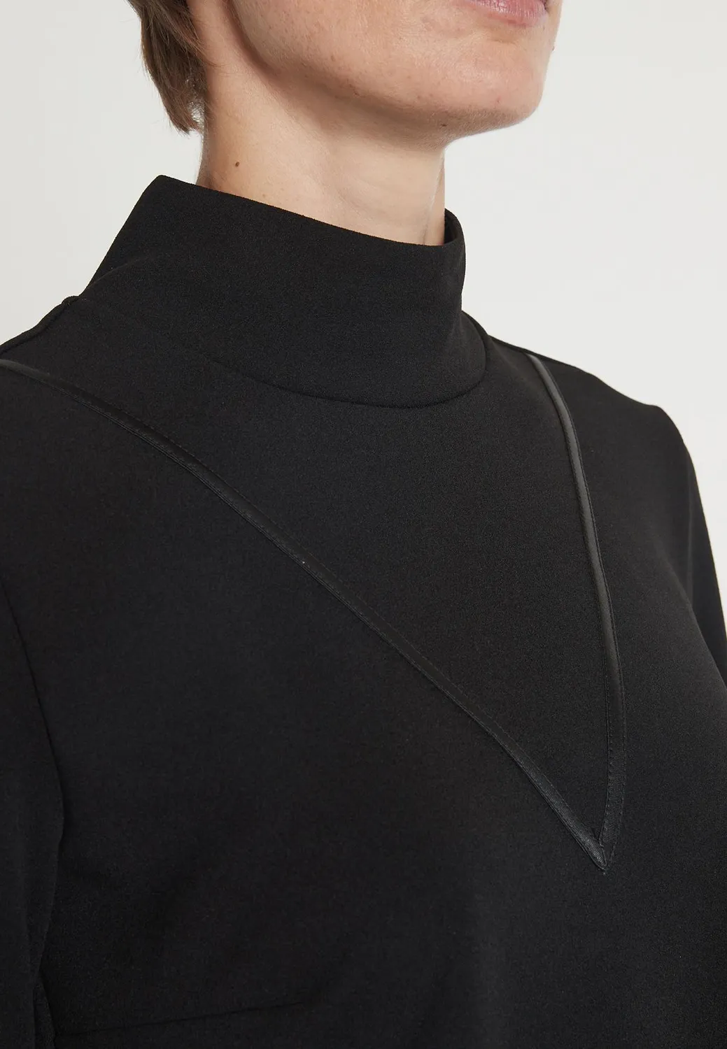 Ana Alcazar Harvos camicia collo alto nera