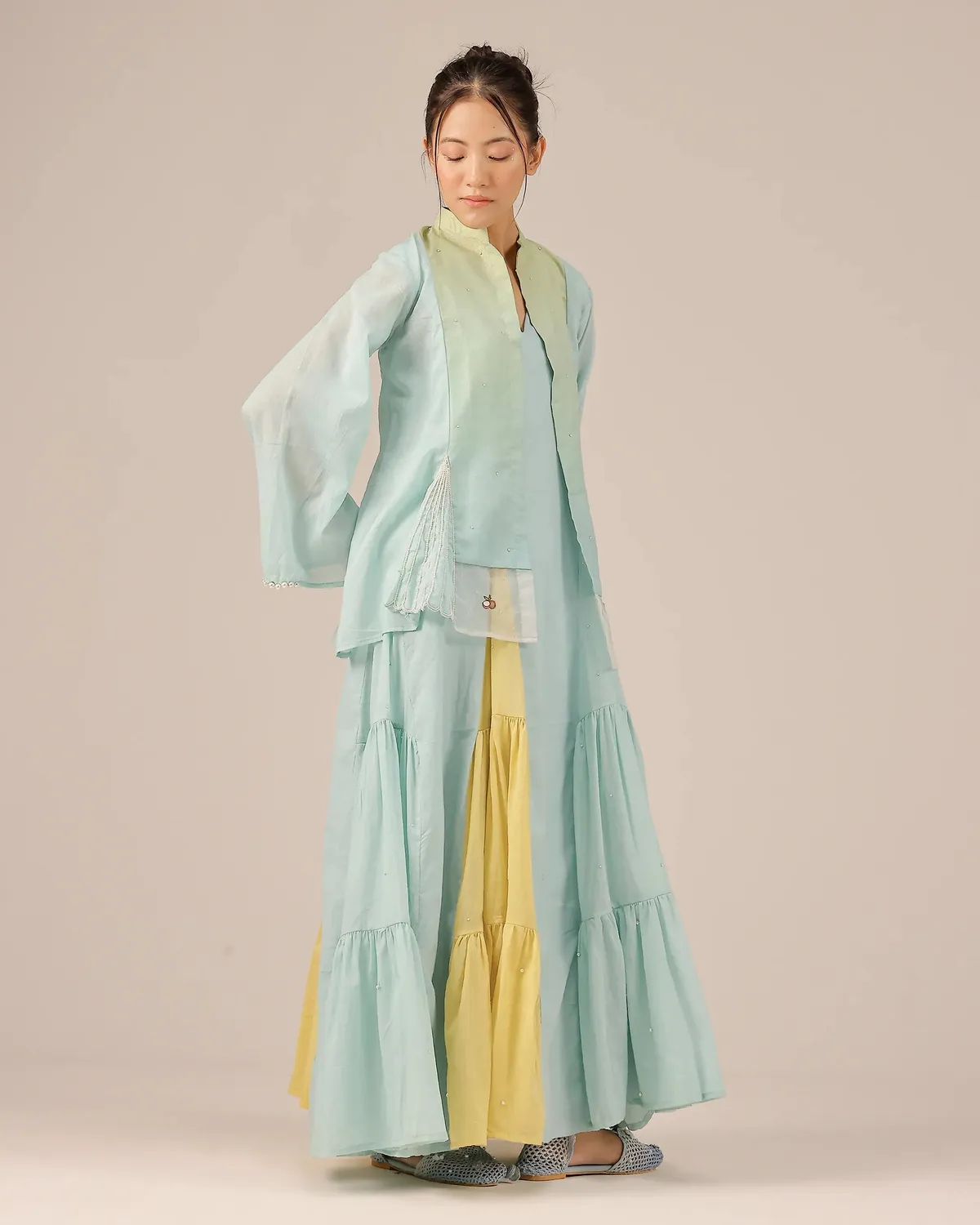 Our Dve Blush Pearl tailleur giacca abito blu cotone perle