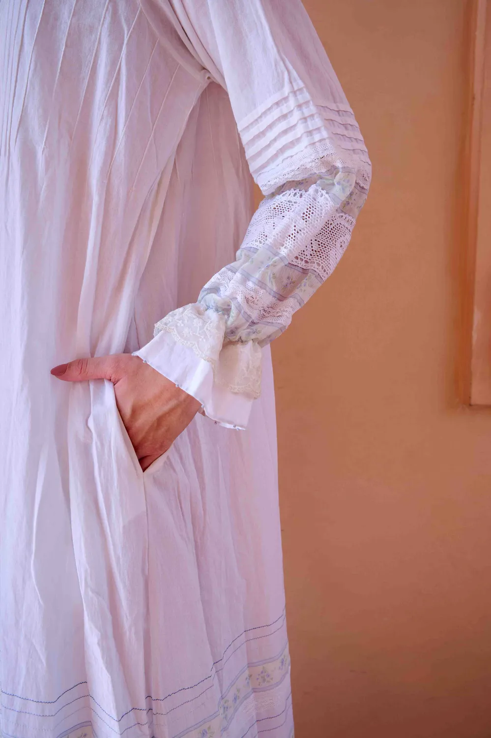 Our Dve Nancy maxi abito cotone bianco pizzo smerlo