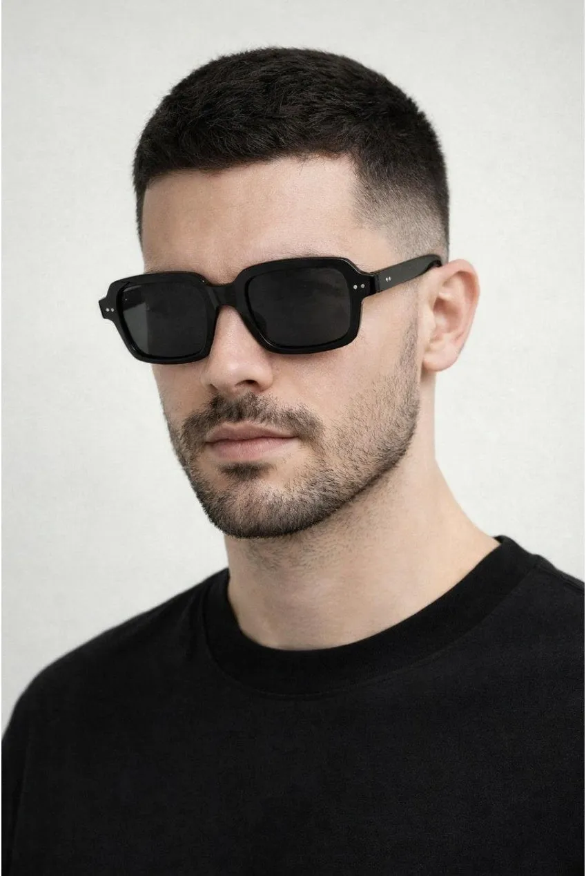 SVNX SG2603102 occhiali da sole nero squadrati UV400